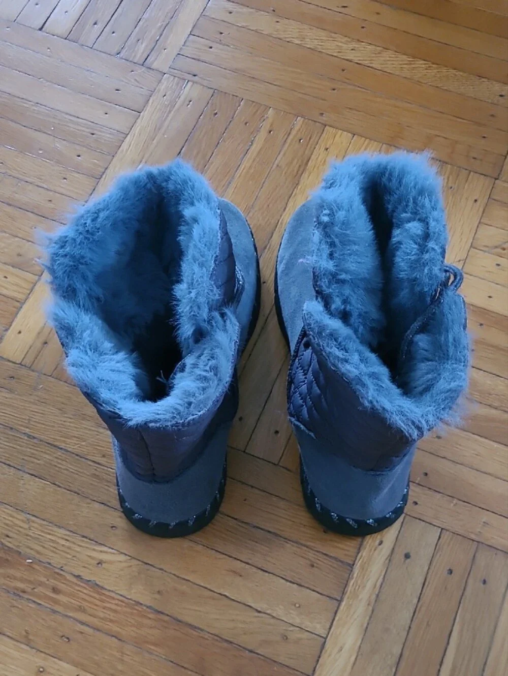 Muk Luks Women's Gray Faux-Fur Winter Boots
